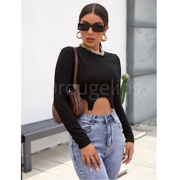 Long Sleeve Black Crop Top Shirt Front 2 Strap Clasp - Picture 2 of 8